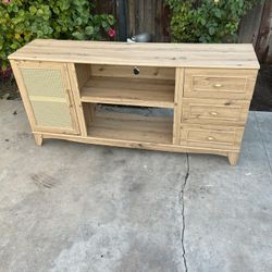 160 Tv Stand 
