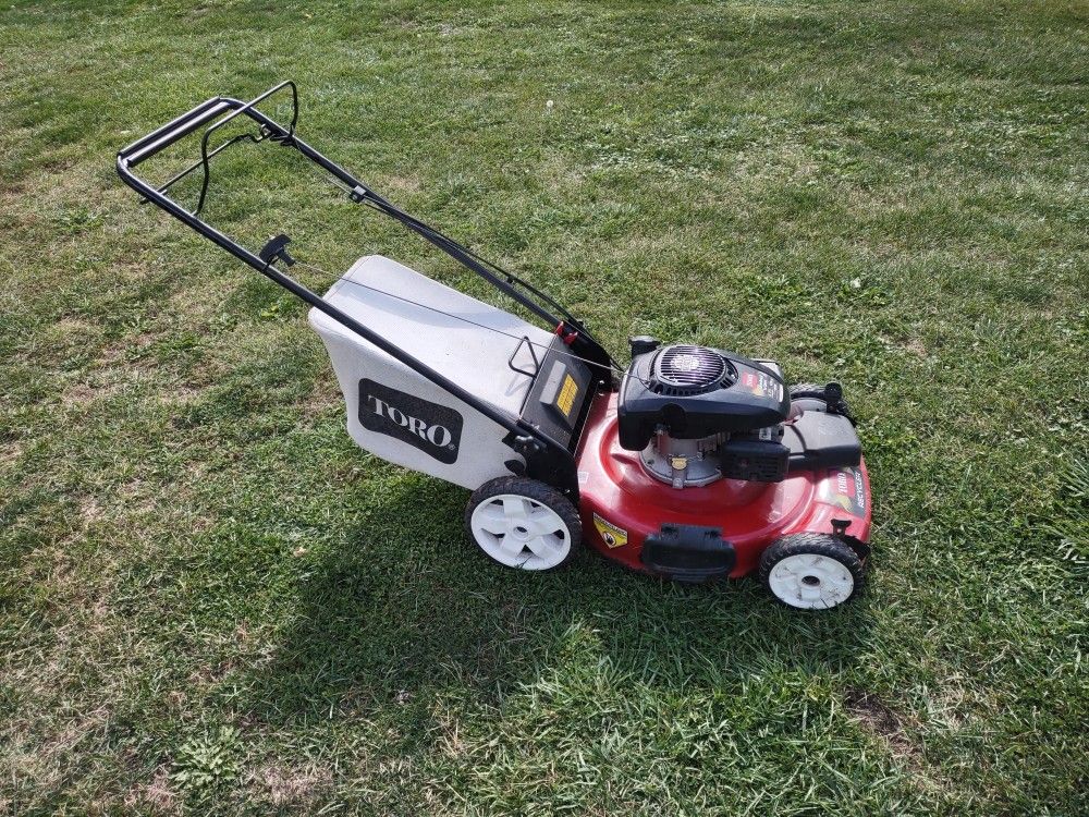 Toro Recycler Self-propelled Lawn Mower
