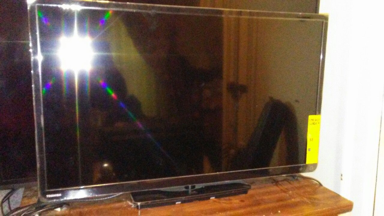 32-inch Toshiba TV