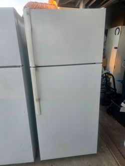 Refrigerator En Buenas Condisiones