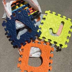 Foam Puzzle 