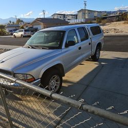 2004 Dodge Dakota