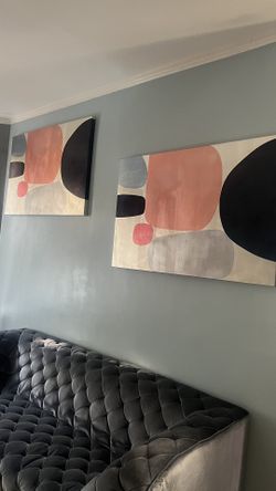 x2 sets of wall pictures