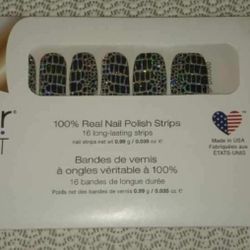 Color Street Nail Polish Strips, "Hiss And Make Up"