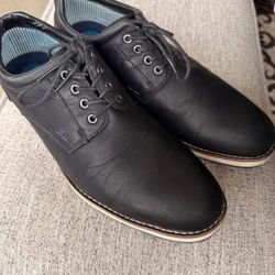 Men’s size 11 dress shoes - Like New