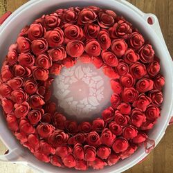 Faux Rose Wreath With Storage Box 21” Diameter With Storage Container In San Francisco