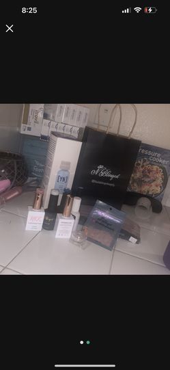 Nail Supplies 