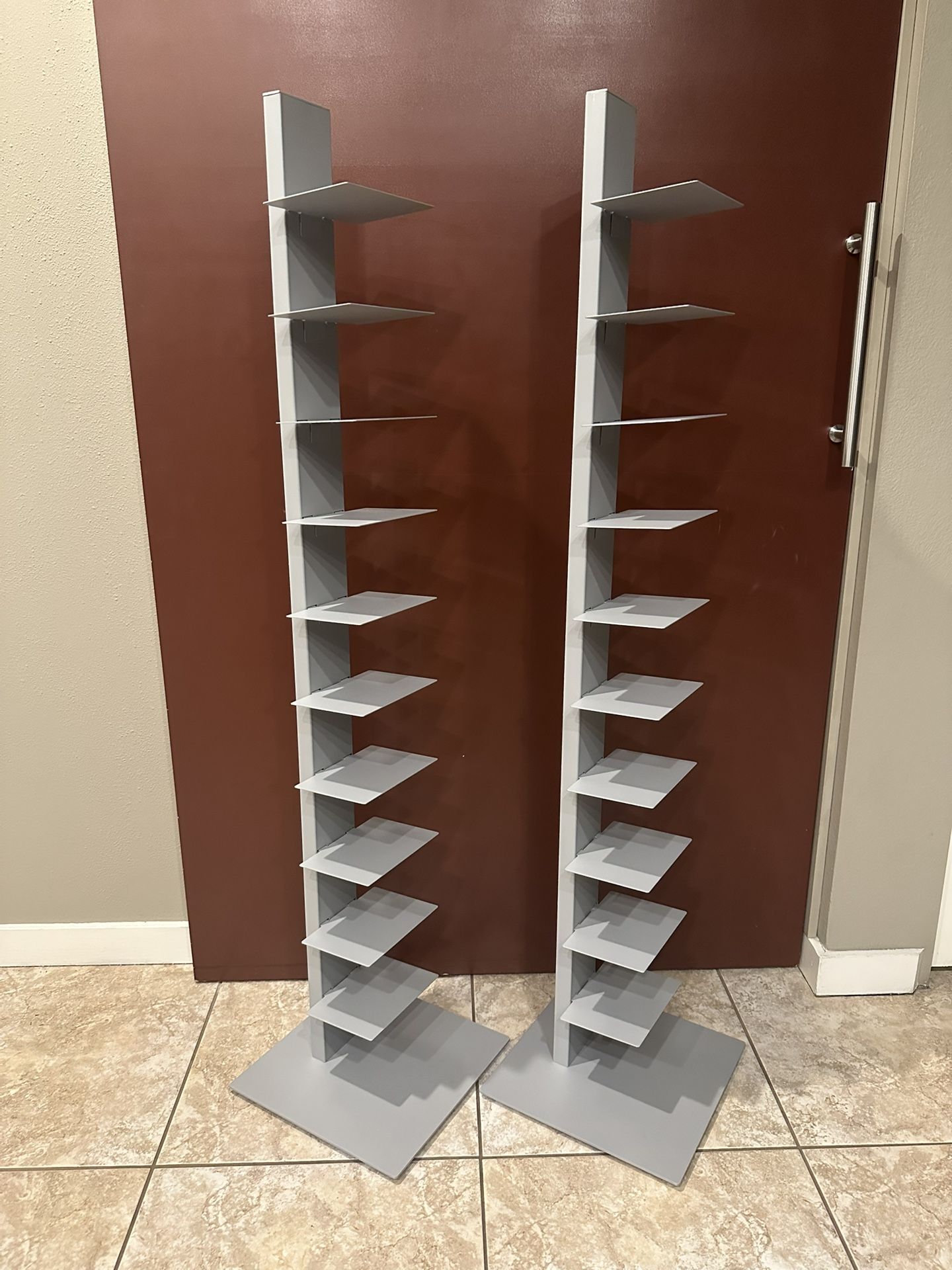 2x Invisible Bookshelves