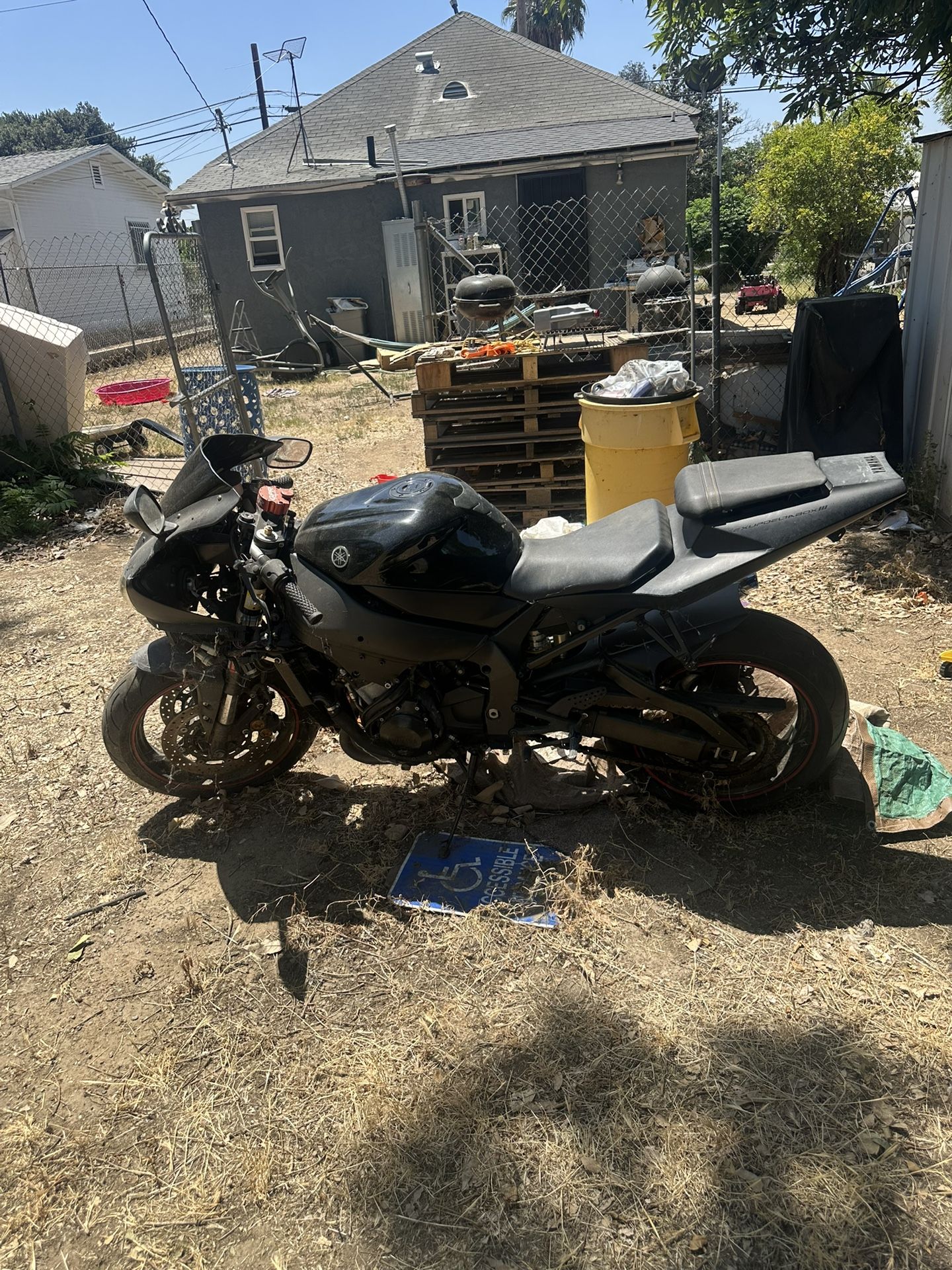 Yamaha R1, 2003