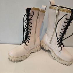 K pop Demo  Hunters Girls Boots