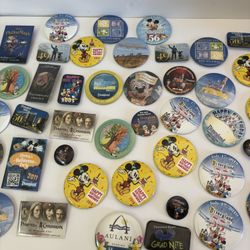 Disney Buttons Pins
