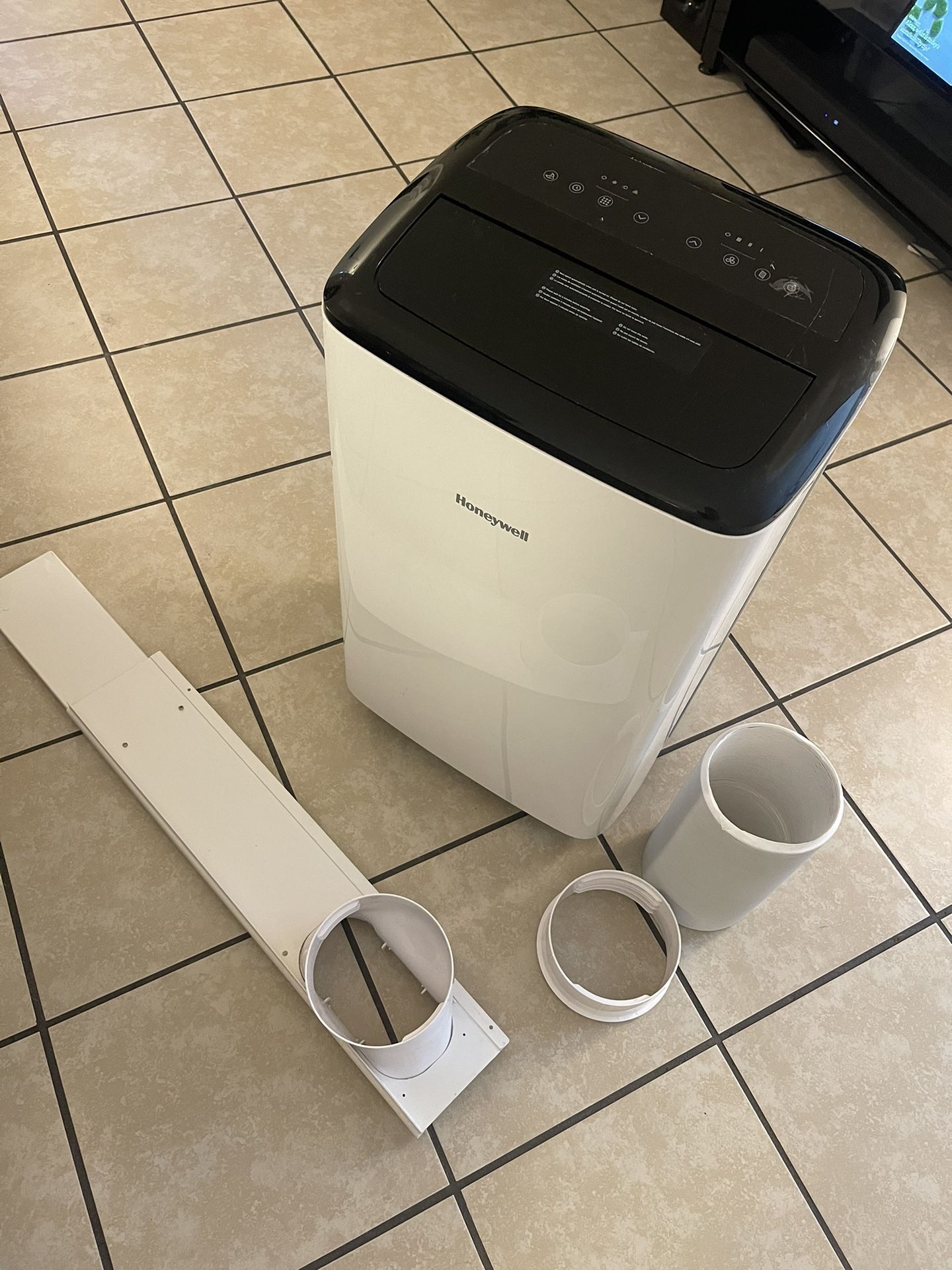 Portable Honeywell AC, Floor Unit 10,000 BTU (like New) $250