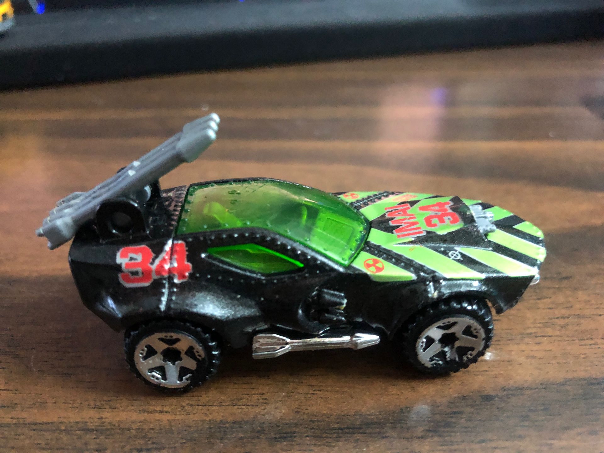 Hot Wheels Sting Rod II Green & Black Die Cast Toy Car