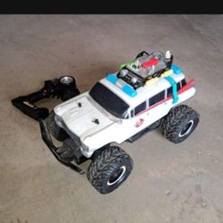 Ghostbusters Remote Control Car.  WORKS!!