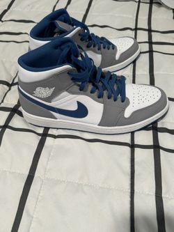 Jordan 1 Mid