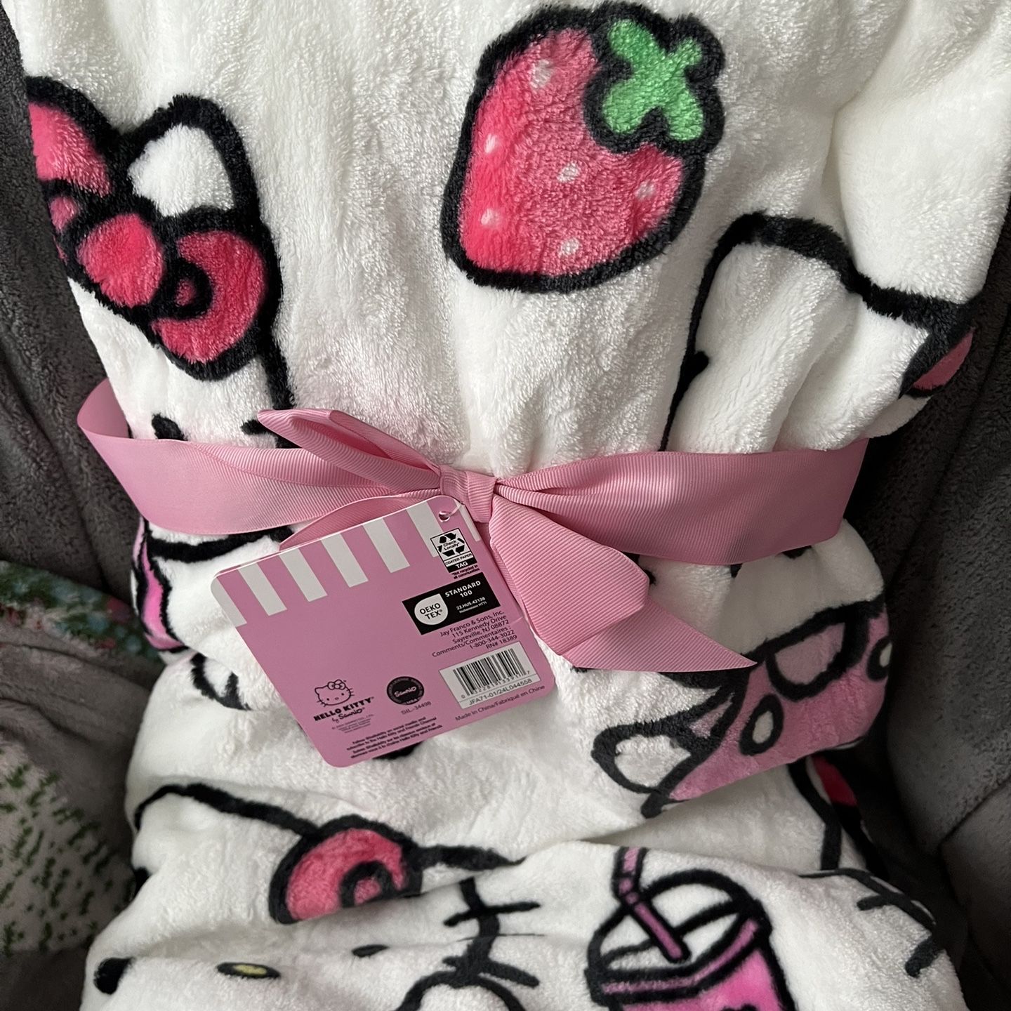 Hello Kitty Blanket 