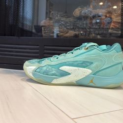 Air Jordan Luka 2 'Matador 12