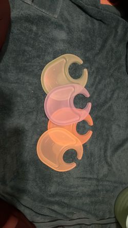Tupperware snack trays