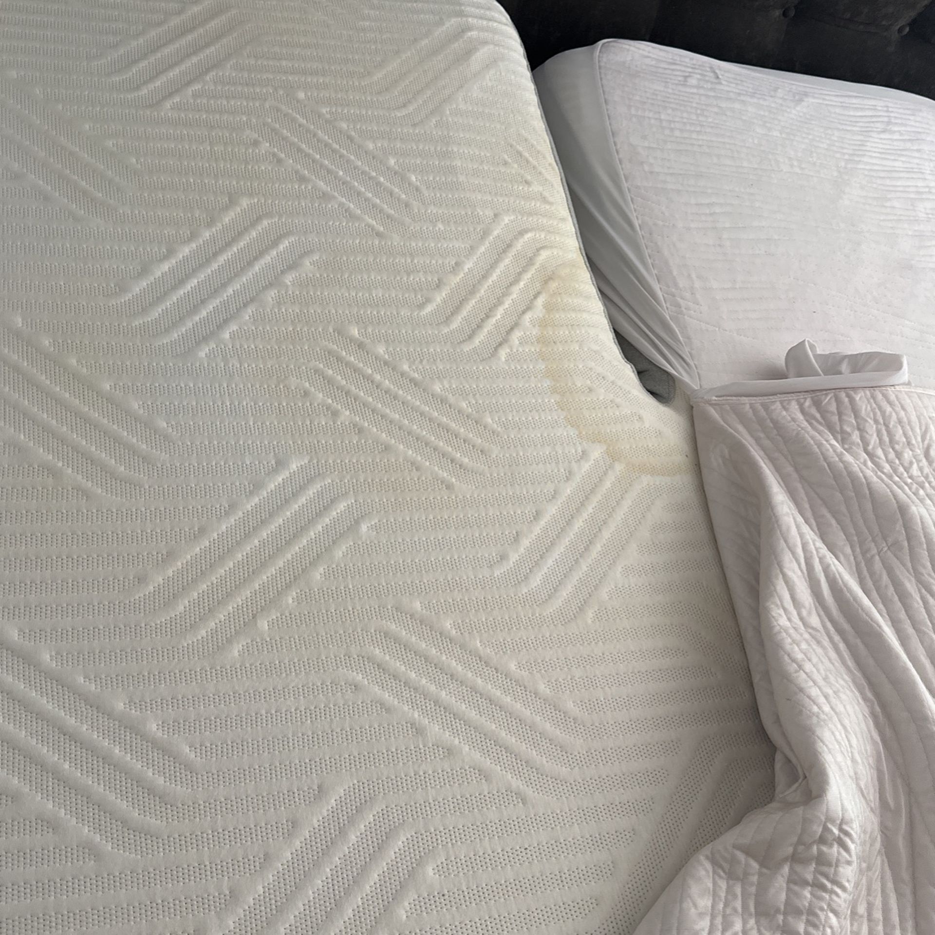 Sleep number Cal king half Split Top M7 for Sale in Redlands, CA OfferUp