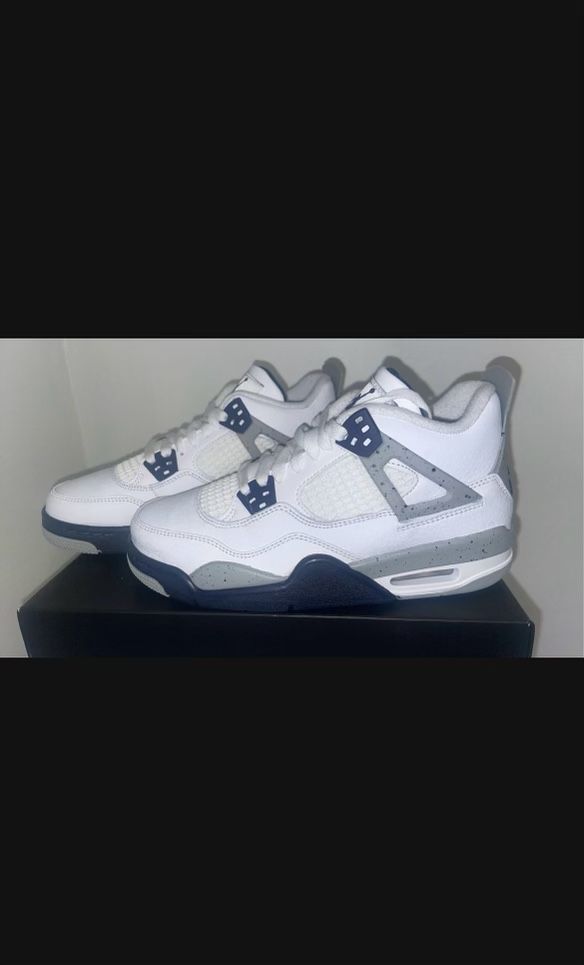 Retro 4 Midnight Navy (GS) Size 5