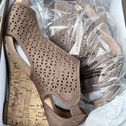 LifeStride Peep Toe Wedge Sandals