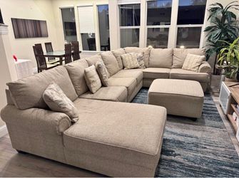 4 piece sectional Baceno
