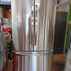 LG FRENCH DOOR STAINLESS STEEL REFRIGERATOR 