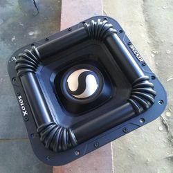 12" Kicker solo x (brand new ) 650$,firm
