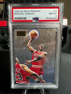 SkyBox 1996-97 SkyBox Premium Michael Jordan #16 PSA 8 NM-MT Bulls