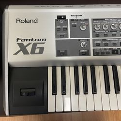 Roland Fantom X6