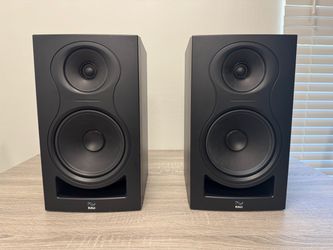 Kali IN-8 V2 Studio Monitors Set of 2 - - Stands Included