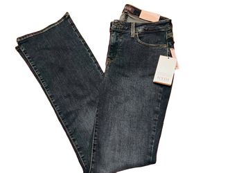 (NWT) NYDJ Barbara Bootcut Jeans with Lift Tuck Technology