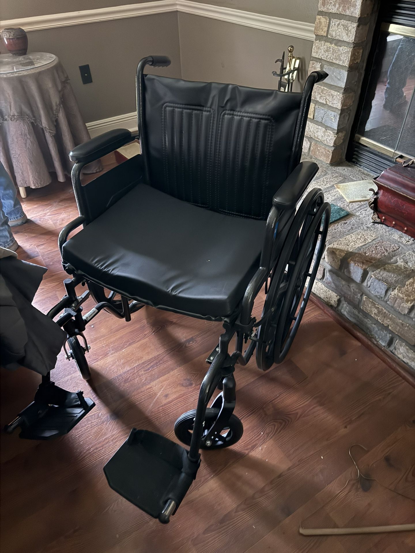 Wheelchair & Walker