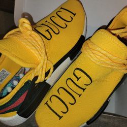 Adidas X Pharrell Williams Human Race Gucci White Sneakers Shoes

Size 7