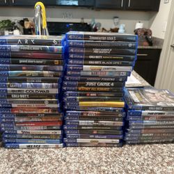 PS4 Complete Set