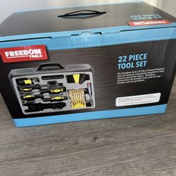 New 22 Piece Tool Set