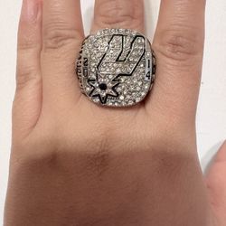 Spurs Ring