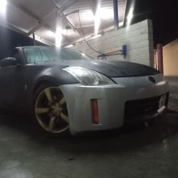 2006 Nissan 350z 3000$ Runs And Drive Tags Due Aug