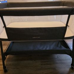 Bed Side Bassinet 