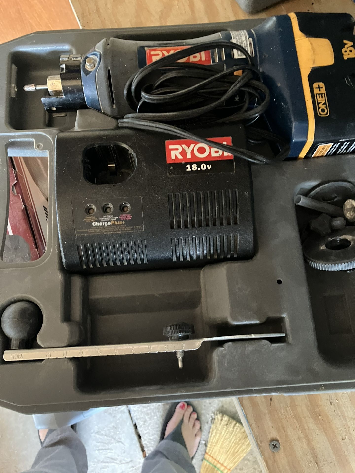 Ryobi SS180 Drill With Battery