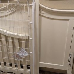 Convertible Crib