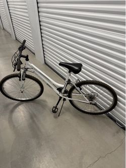 Roadmaster mountain bike