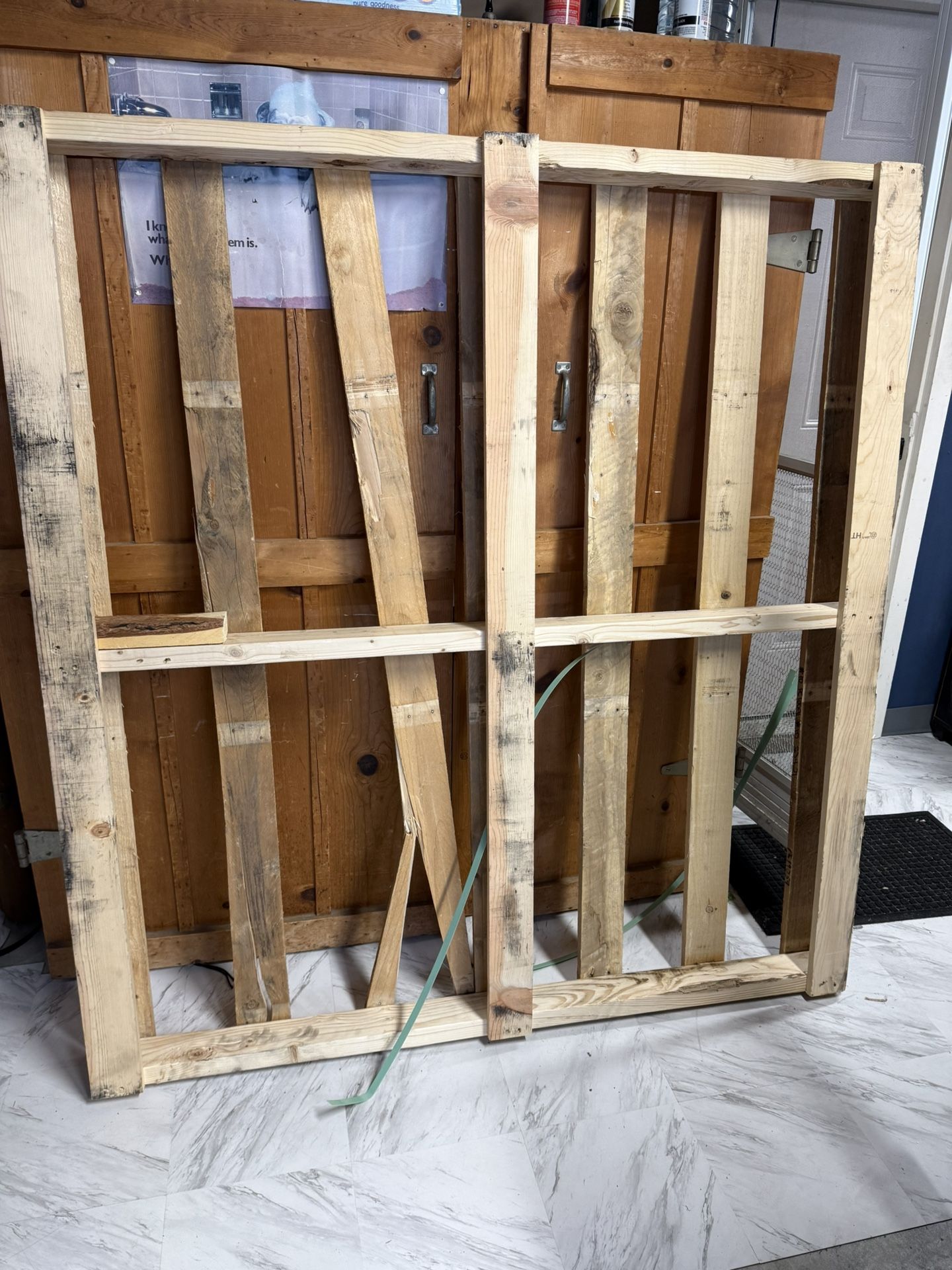 Free Wood Pallet