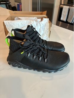 Vivobarefoot Magna Forest ESC Men’s size 12