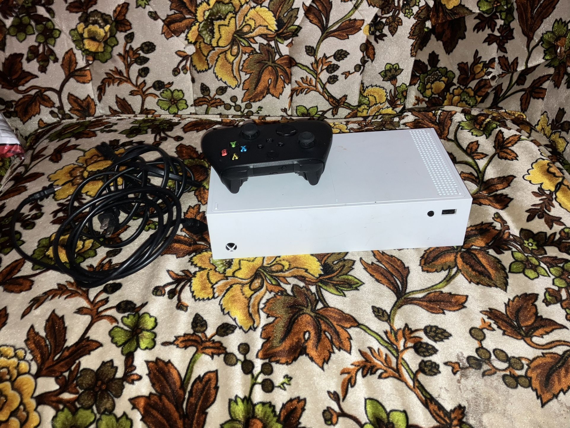 Se Vende Xbox Series S En 300 Dólares 