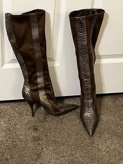 Brown Snake Skin Red Bottom Boots By Carlos Santana for Sale in Henderson NV OfferUp