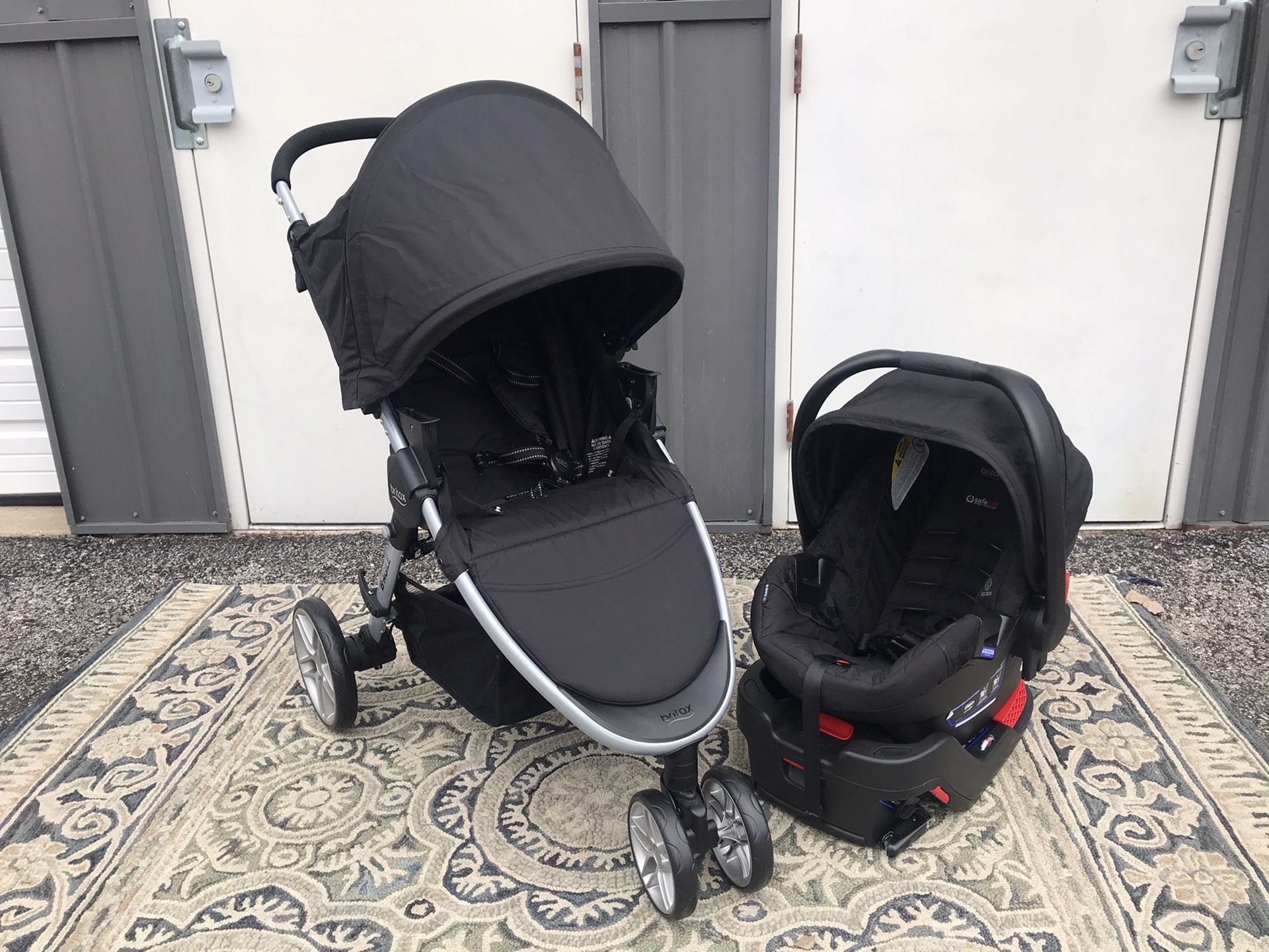 New Britax travel system stroller and infant car seat