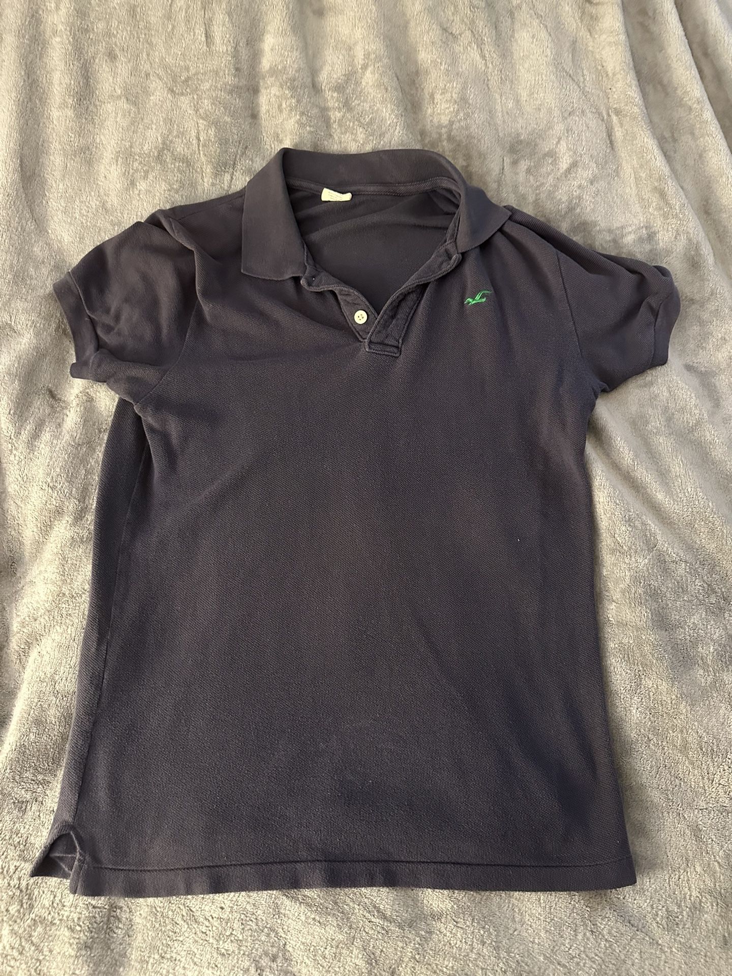 Men’s Dark Blue Hollister Polo (men’s Medium)