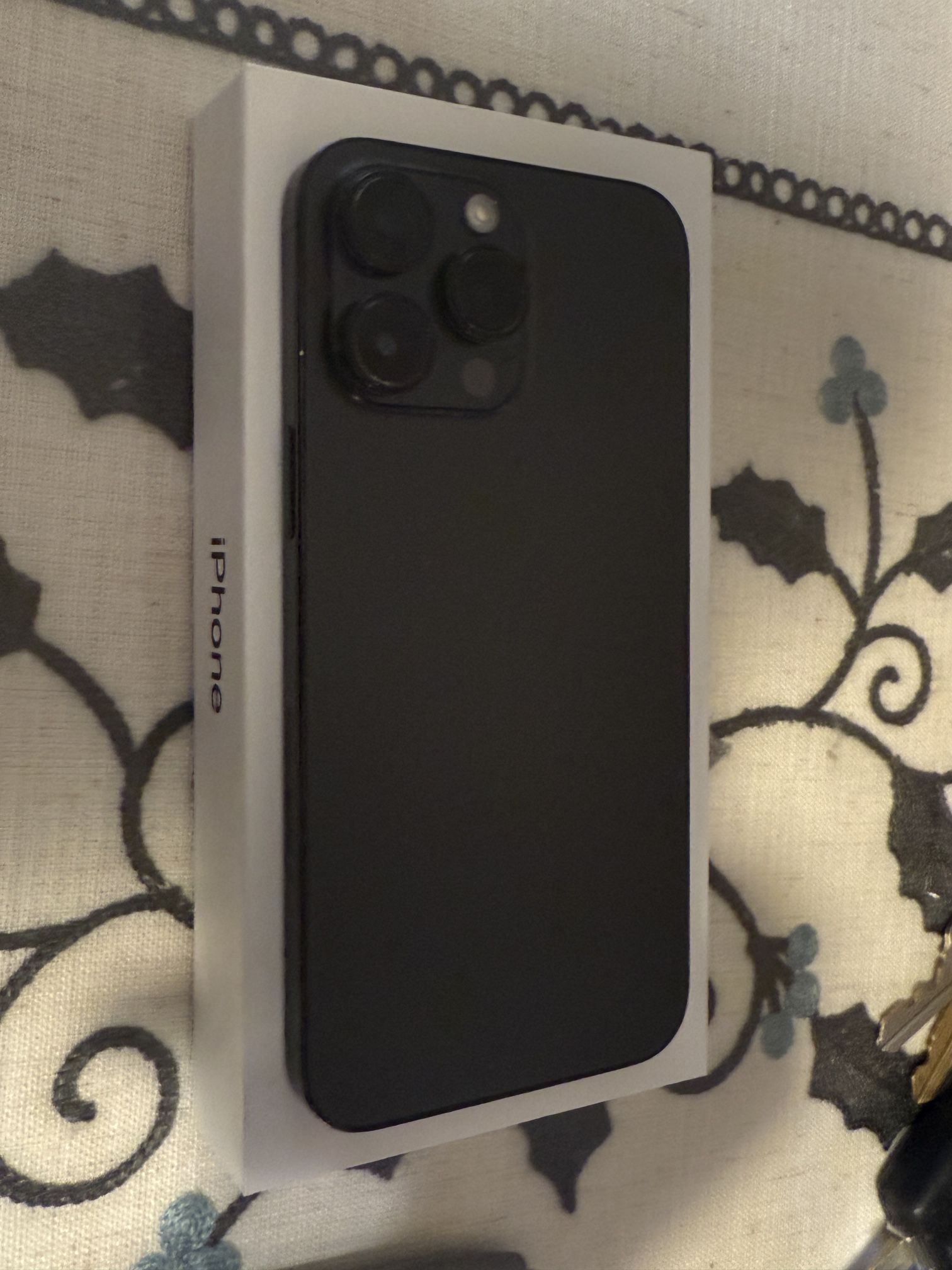 iPhone 14 Pro Max $600