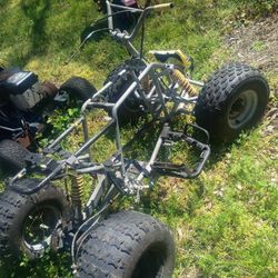 150 Cc  Honda Motor And Quad Frame 